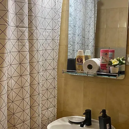 Ana Apartment *