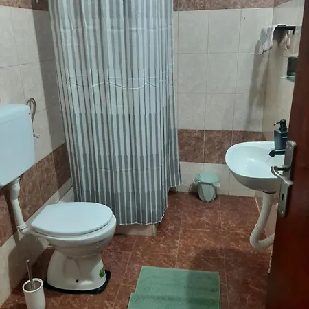 Apartment Ana *
